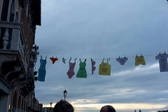 Bucato veneziano alla Giudecca presso la galleria Carrion